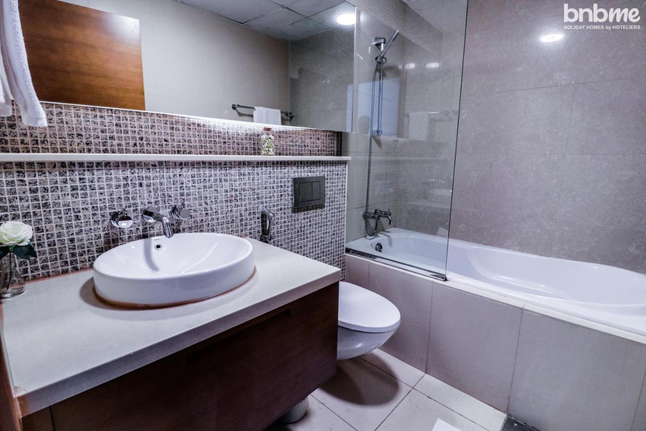 Bnbmehomes - Elegant & Stylish Studio In Downtown - 502 Dubai Buitenkant foto