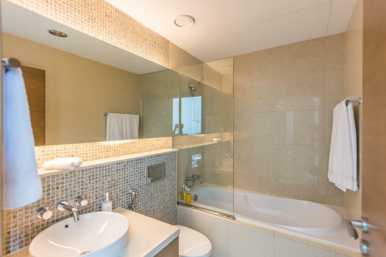 Bnbmehomes - Elegant & Stylish Studio In Downtown - 502 Dubai Buitenkant foto